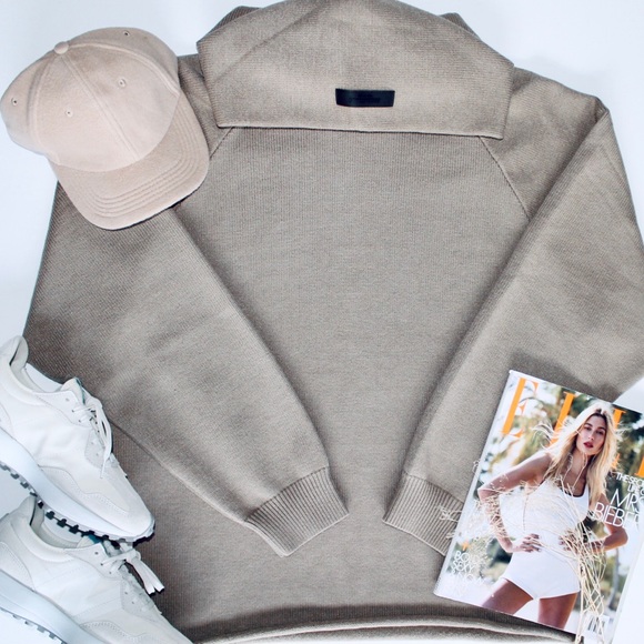 Fear of God Tops - FEAR OF GOD ESSENTIALS Relaxed Knit Hoodie ‘Oak’